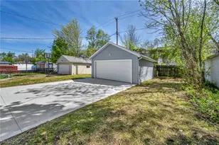 3607 Pennington Rd, Huber Heights, OH 44120 - Photo 33