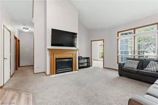 2423 Charing Cross Rd NW, Canton, OH 44708 - Photo 13