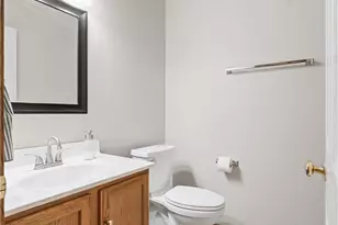 2423 Charing Cross Rd NW, Canton, OH 44708 - Photo 17