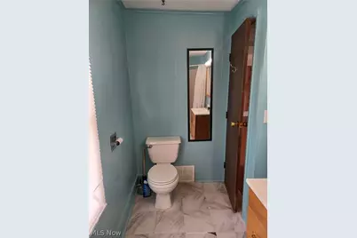 1639 Wellington Avenue, Youngstown, OH 44509 - Photo 7