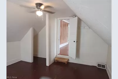 1639 Wellington Avenue, Youngstown, OH 44509 - Photo 11