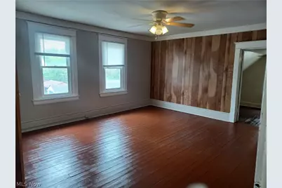 1639 Wellington Avenue, Youngstown, OH 44509 - Photo 9