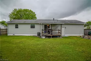 373 Lincoln Dr, Mineral Wells, WV 26150 - Photo 7