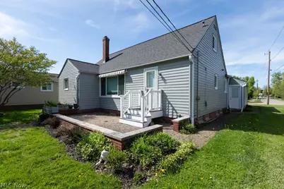 5180 Thornbury Road, Lyndhurst, OH 44124 - Photo 39