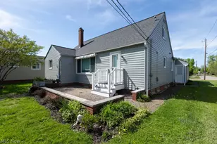 5180 Thornbury Rd, Lyndhurst, OH 44124 - Photo 39