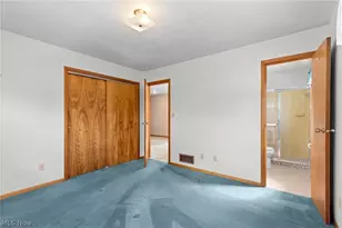 267 Kings Dr, Steubenville, OH 43952 - Photo 15