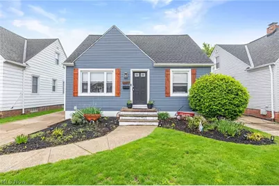 6711 Farnsworth Drive, Parma, OH 44129 - Photo 1
