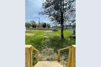 679 W Oregon Avenue, Sebring, OH 44672 - Photo 5