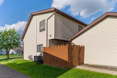5472 Callaway Circle #2, Youngstown, OH 44515 - Photo 21