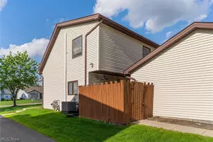 5472 Callaway Cir, Youngstown, OH 44515 - Photo 21