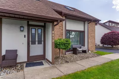 5472 Callaway Circle #2, Youngstown, OH 44515 - Photo 3