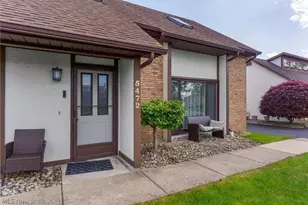 5472 Callaway Cir, Youngstown, OH 44515 - Photo 3