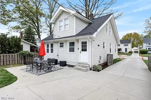20617 Stanford Ave, Fairview Park, OH 44126 - Photo 3