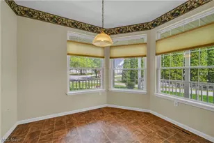10400 E Ravine View Ct, North Royalton, OH 44133 - Photo 13