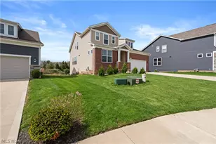 2957 Darlene Ct, Twinsburg, OH 44087 - Photo 3