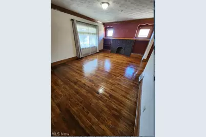 9913 Greenview Avenue, Garfield Heights, OH 44125 - Photo 19