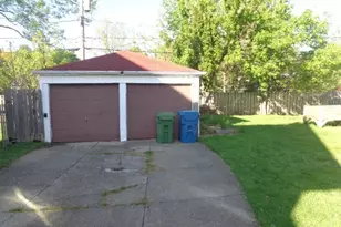 9504 Eureka Pkwy, Parma Heights, OH 44130 - Photo 17