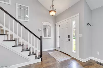 32290 Orchard Park Drive, Avon Lake, OH 44012 - Photo 3