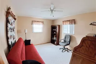708 Circle Dr, Belpre, OH 45714 - Photo 21