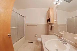708 Circle Dr, Belpre, OH 45714 - Photo 13