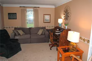 3435 Center Dr, Parma, OH 44134 - Photo 7
