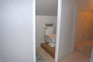 3435 Center Dr, Parma, OH 44134 - Photo 27