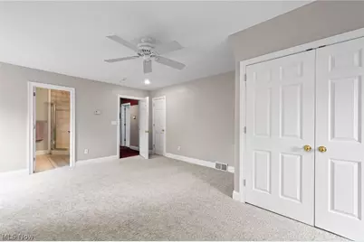 6736 Big Creek Parkway, Middleburg Heights, OH 44130 - Photo 27