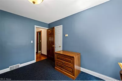 6736 Big Creek Parkway, Middleburg Heights, OH 44130 - Photo 21