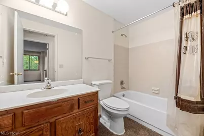 17620 Eastbrook Trail, Chagrin Falls, OH 44023 - Photo 25