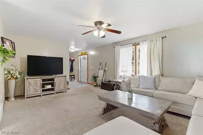 313 Glenview Avenue, Dover, OH 44622 - Photo 11