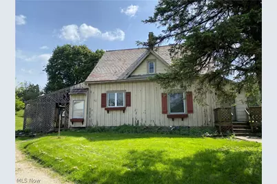 1023 Applegrove Street NW, North Canton, OH 44720 - Photo 3