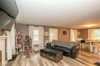 160 Everhard Road SW, North Canton, OH 44709 - Photo 7
