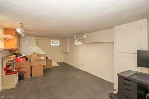 160 Everhard Rd SW, North Canton, OH 44709 - Photo 27