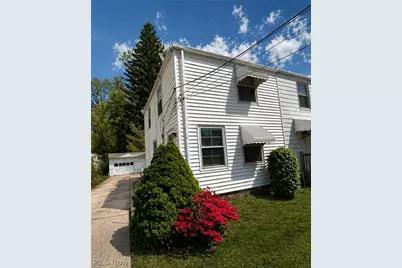 1437 E 252nd Street, Euclid, OH 44117 - Photo 1