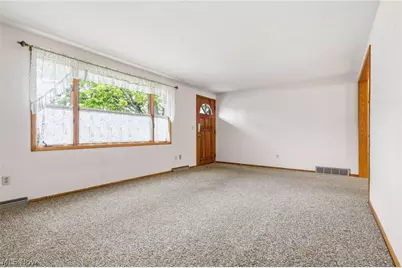 462 Ford Street NW, Massillon, OH 44647 - Photo 5