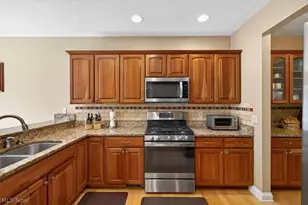 122 Haskell Dr, Bratenahl, OH 44108 - Photo 15
