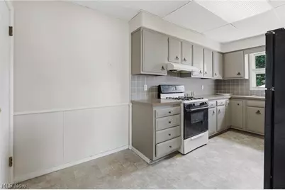2310 17th Street SW, Akron, OH 44314 - Photo 13