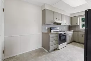 2310 17th St SW, Akron, OH 44314 - Photo 13