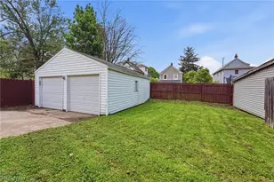 2310 17th St SW, Akron, OH 44314 - Photo 33
