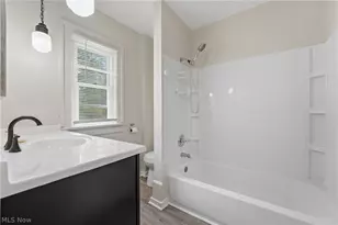 2310 17th St SW, Akron, OH 44314 - Photo 25
