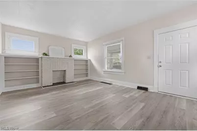 2310 17th Street SW, Akron, OH 44314 - Photo 5