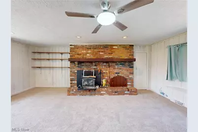 35952 Lakomis Drive, Eastlake, OH 44095 - Photo 3