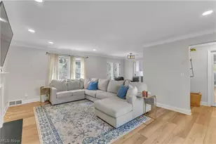 4519 W Ridgewood Dr, Parma, OH 44134 - Photo 5