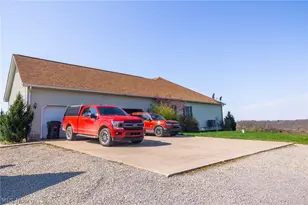 3730 Rice Rd SW, New Philadelphia, OH 44663 - Photo 3