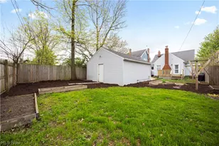 45 E 219th St, Euclid, OH 44123 - Photo 11