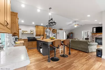 14002 Diagonal Road, LaGrange, OH 44050 - Photo 9