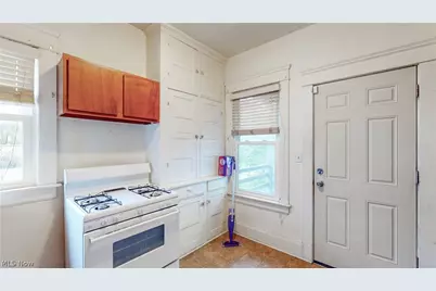 41-43 S Bates Street, Akron, OH 44303 - Photo 7