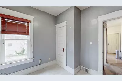 41-43 S Bates Street, Akron, OH 44303 - Photo 3