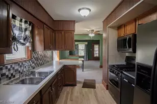 215 N Turner Rd, Austintown, OH 44515 - Photo 5