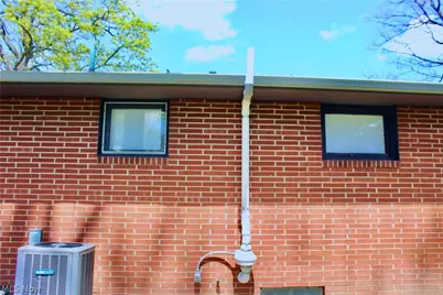 3233 Greenpark Street NW, Massillon, OH 44646 - Photo 7